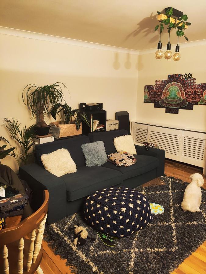 Single Bedroom In Quiet Neighbourhood Глазгоу Екстериор снимка